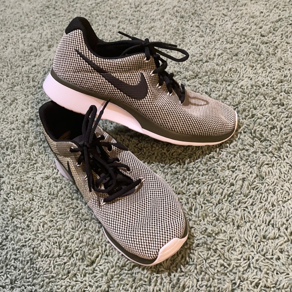 Green Nike Sneakers Athletic Shoes Running Shoe
